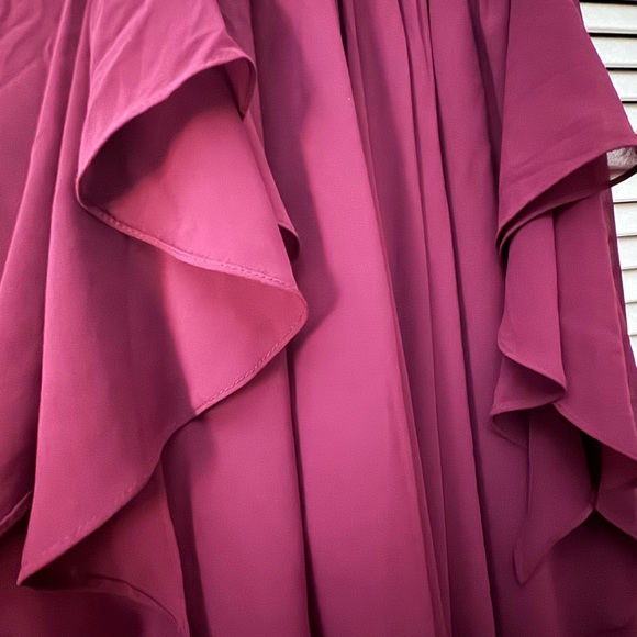 ♥️ Maroon / Burgundy Windsor Prom Dress ♥️ - Picture 2 of 8